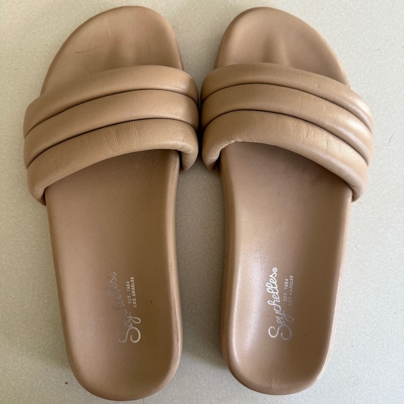 Brand New Seychelles Slides - Picture 1 of 4